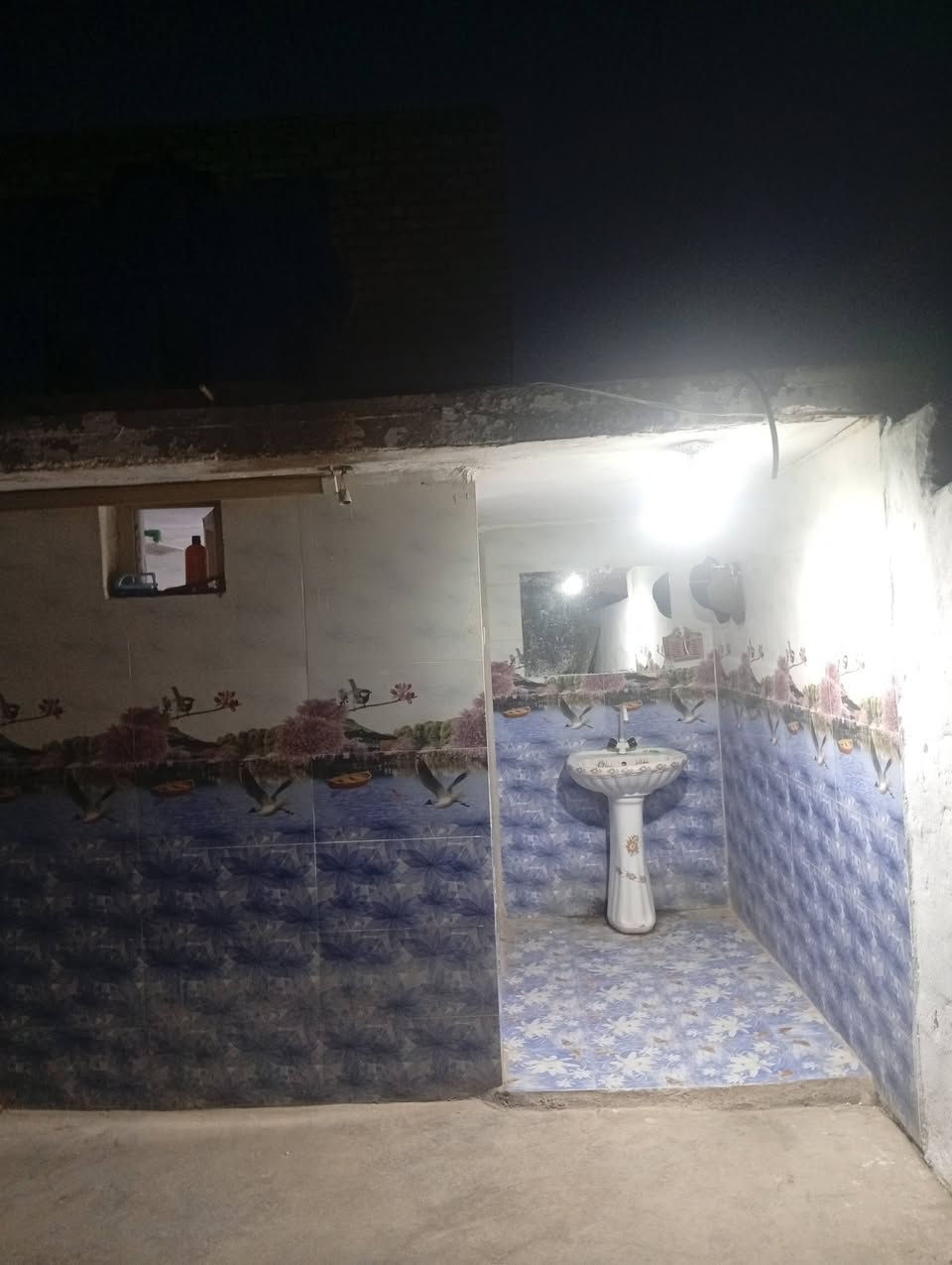 بيت مصفر بلنوار على السده للاستفسار الاتصال‏‪0780 550 6057‬‏
