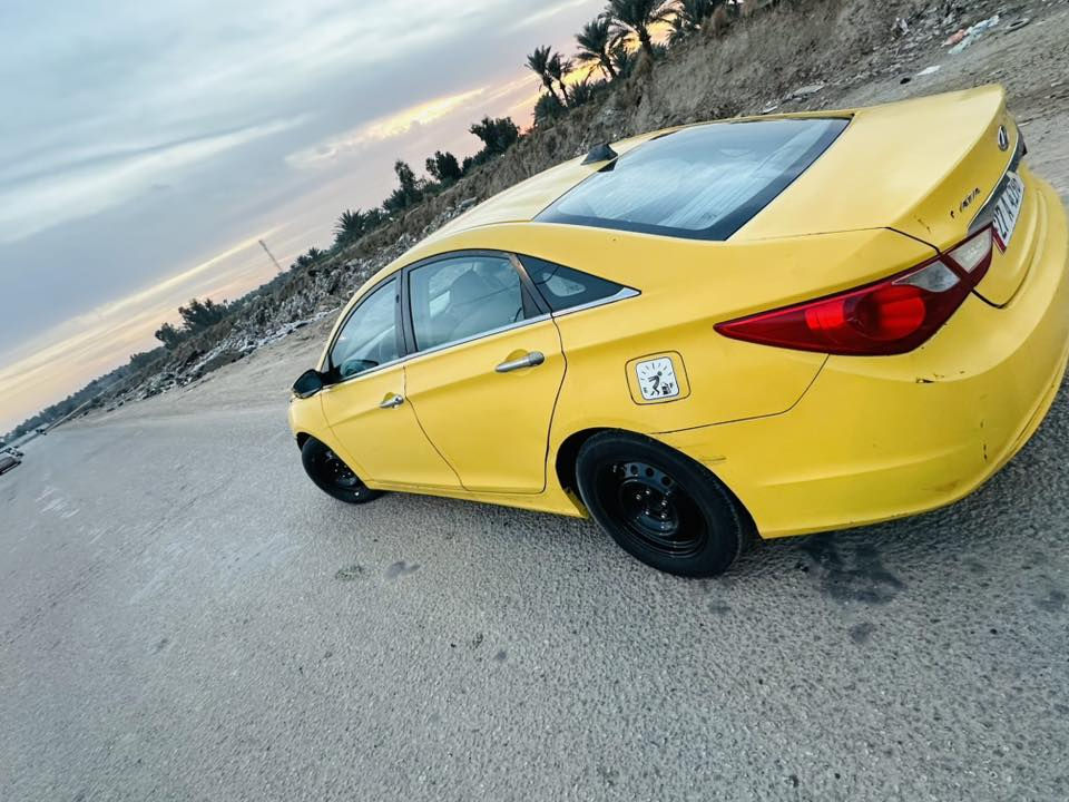 ‏سلام عليكم سوناتا مودل ١٣وارد امريكي ضرب جاملغ شويه بنيد موضح بالصوره ملاحظ دوشمه كامله ع اخر حبايه وياه دعاميه كامله ما مشدوده الاماميه   رقم ذي قار 
سعر٩٨بيه مجال قليل ***********
