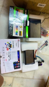 شاشات سيارة • ٢ حبات • حجز واتساب