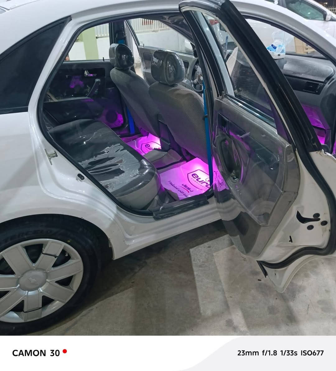 2013 بغداد مكينه حاويه هسه شادها تخم تاير تخم وياله جديد سياره كفاله جاهزه من كلشي السعر 90 مكان السياره ديالئ جديده الشط رقم ***********
