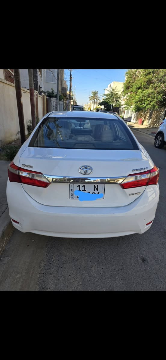 السلام عليكم
كورلا خليجي 2015 شركه العامه ياباني اصل 
لون ابيض رقم بغداد جديد هزة سنويه جديده 
خمسه ويل وياها تلاث سويجات بلادي 
جواها تخم تاير جديد غرفه بلاديه تبريد محرك كير كهربائيات 
بلادي مكفوله سياره ماشيه ١٠٦ الف كيلو متر حقيقي 
مكانها بلغزاليه السعر ١٤٥ ورقه بيها مجال بسيط 
سياره بيها سونار منزل بيها بارد وبلدوسه موضحه 
رقم 
***********
