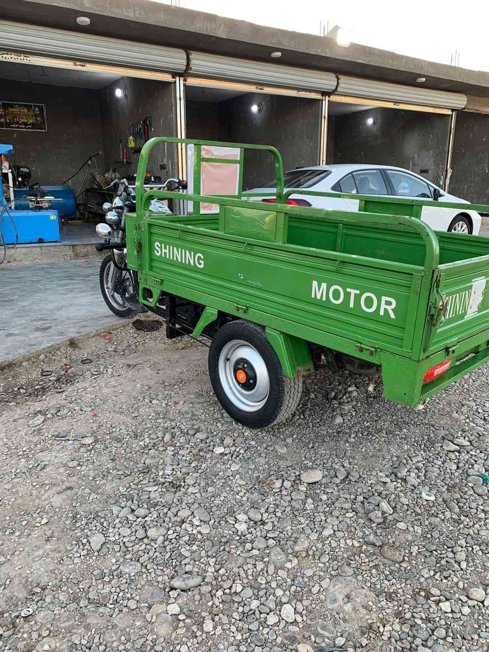 23لبيع رواق صولي وصل نعرض مجود شاصي مكفول ستوته خير من الله ستوته جاهزه مكان بابل محاويل ناحيت المام سعر 2ملونين   بي مجال ***********
