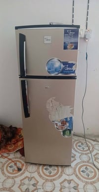 بسم الله الرحمن الرحيم  ثلاجة للبيع  14 قدم نضيف جداً  شرط الشغل والتج...