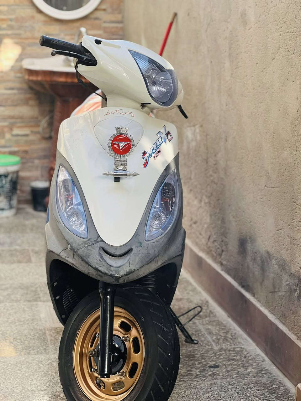 سلام عليكم كامكو في تو للبيع دراجه مال رمبه جديده برغي ما مفتوح بيه مكان قلعه سكر رقم للستفسار *********** ول مو شراي لا يتصل لئن دراجه جديده
