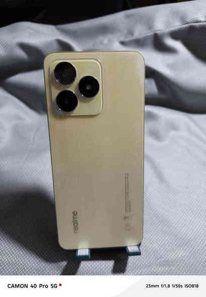 السلام عليكم
جهاز للبيع 
ريلمي c53
جهاز نظيف جدا 
ذاكرة 128
بطارية 5000mAh
مع شاحن اصلي 33 واط 
وكفرات اثنين 
السعر 110 الف وبي مجال 
للإستفسار في الخاص او الاتصال 
***********
***********
العنوان الخضرانية
