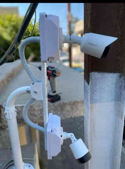 مستعدين لتجهيز وتنصيب (كامرات مراقبه)
كافة المواقع( منازل _ محلات _ شركات )
فني (كامرات مراقبه ) (باسعار مناسبه)
للاستفسار يرجى مراسلة الصفحة
 او الهاتف: ***********(كوت واسط  اقضيه او نواحي)
