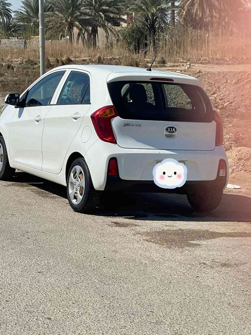 بيكانتو ابيض خليجي موديل 2016 سيارة جديده ومكفوله بيه دعجه باب السايق مبينه بالصوره بيع او مراوس بفينو او صول بس شرط لون مو بيضه الاستفسار على الرقم واتساب ***********
