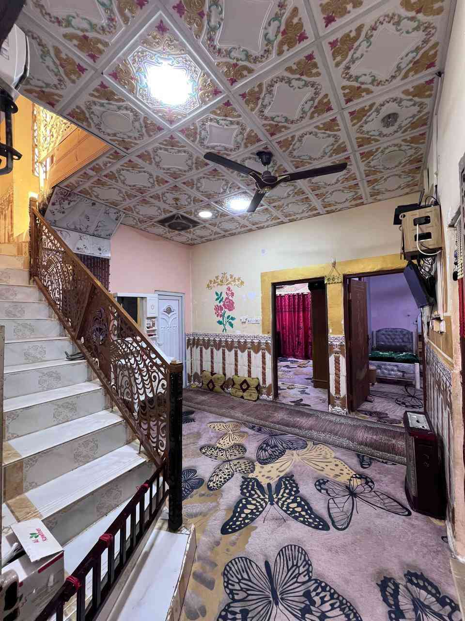 يتوفر دار سكن للبيع 🏠
#المساحة :: 180م #ركن على شارعين
البناء فرمستون وبلوك .
إبي الخصيب - البهادرية - شارع سيد غريب .
ملك صرف زراعي عراقي نموذج 25
#يحتوي :: كراج . محل . صالة معزولة عن موزع الغرف .
أستقبال #شغل جبس بورد . موزع غرف . مناور عدد 2 .
غرفتين منام . موزع . صحيات داخلية . مطبخ .
#السعر :: 85 مليون قابل للتفاوض .
#للأستفسار :: ***********
***********
