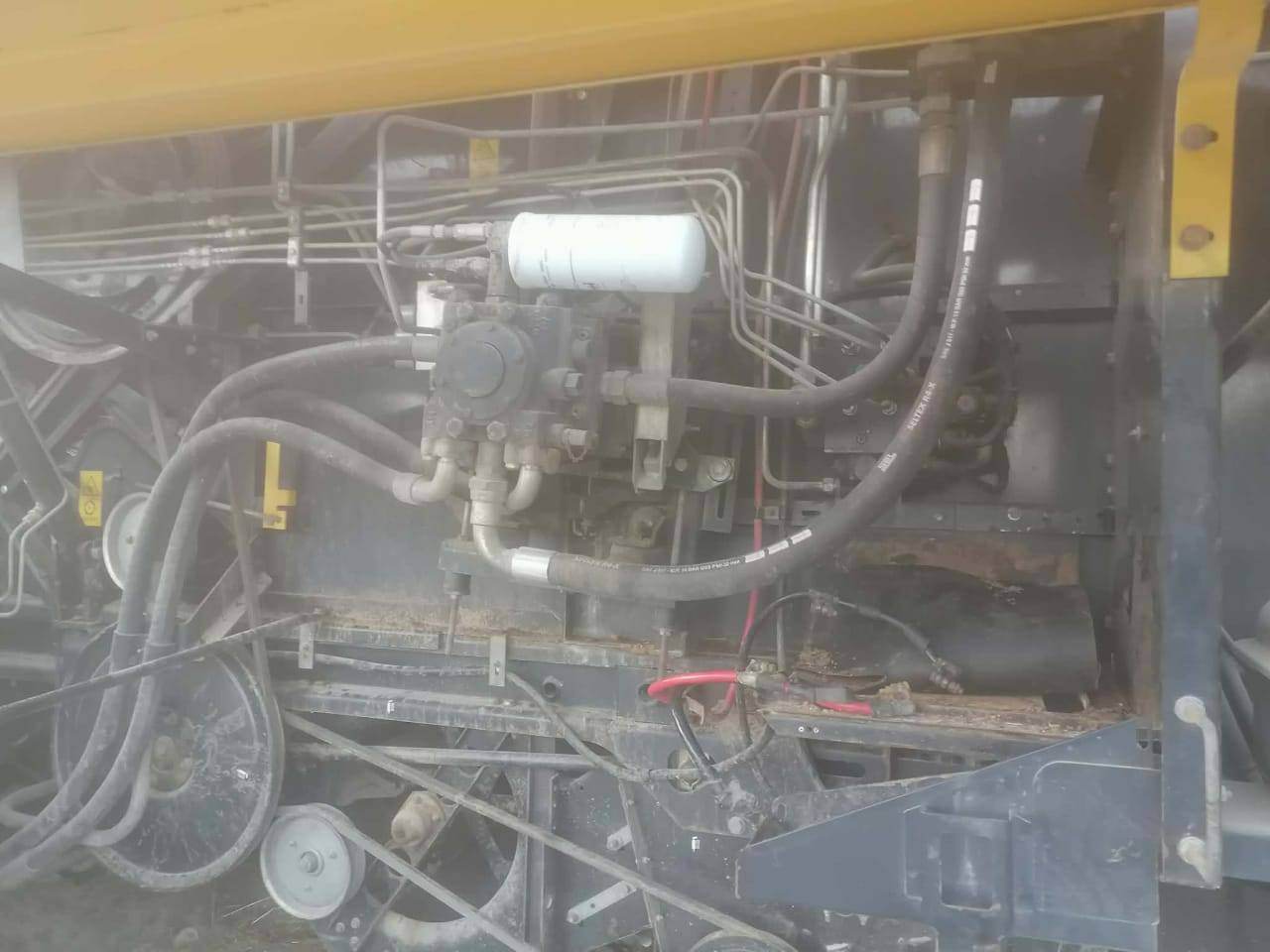 حاصده للبيع اربعه بلم هيدرو ٢٠١٣ اربيل جاهزه مكان نجف موبايل  ***********
