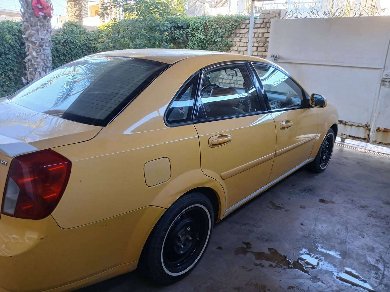 السلام عليكم
اوبترا 2011 الشركه العامه
مكفوله ماعدا طخه مال ستوته بالچاملغ الخلفي خلف جهة السايق گد اربع اصابع
ومعمريها - تبريد خير من الله 
رقم بابل الألماني بأسمي
السعر 70 وبي مجال قليل مامتوجد عالفيس # رقم التليفون ***********
