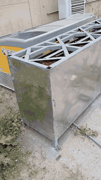 أغراض مطعم للبيع 
طباخ 4 عيون نظيف وحديده ثقيل 
سعره 200 الف

مكينة همبركر استعمال شهرين 
طولها متر ونص وعرضه 80 سم 
سعرها 300 ألف 

ميوزة مرمر عدد 3 
سعر الواحد 125 الف

ميز مكتبي جديد غير مستعمل 
سعره 90 ألف

بغداد سبع ابكار 
***********
غير متواجد على الفيس
