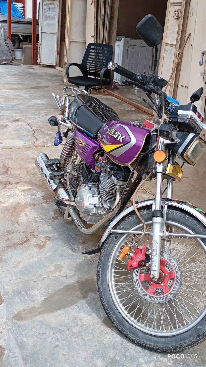 سلام وعليكم موطور للبيع24 تايكر سولنك خمسه كير محرك ما مفتوح فول نشاط مابي اي نقص     السعر 480وبيه مجال للاستفسار ***********المكان الضلوعيه
