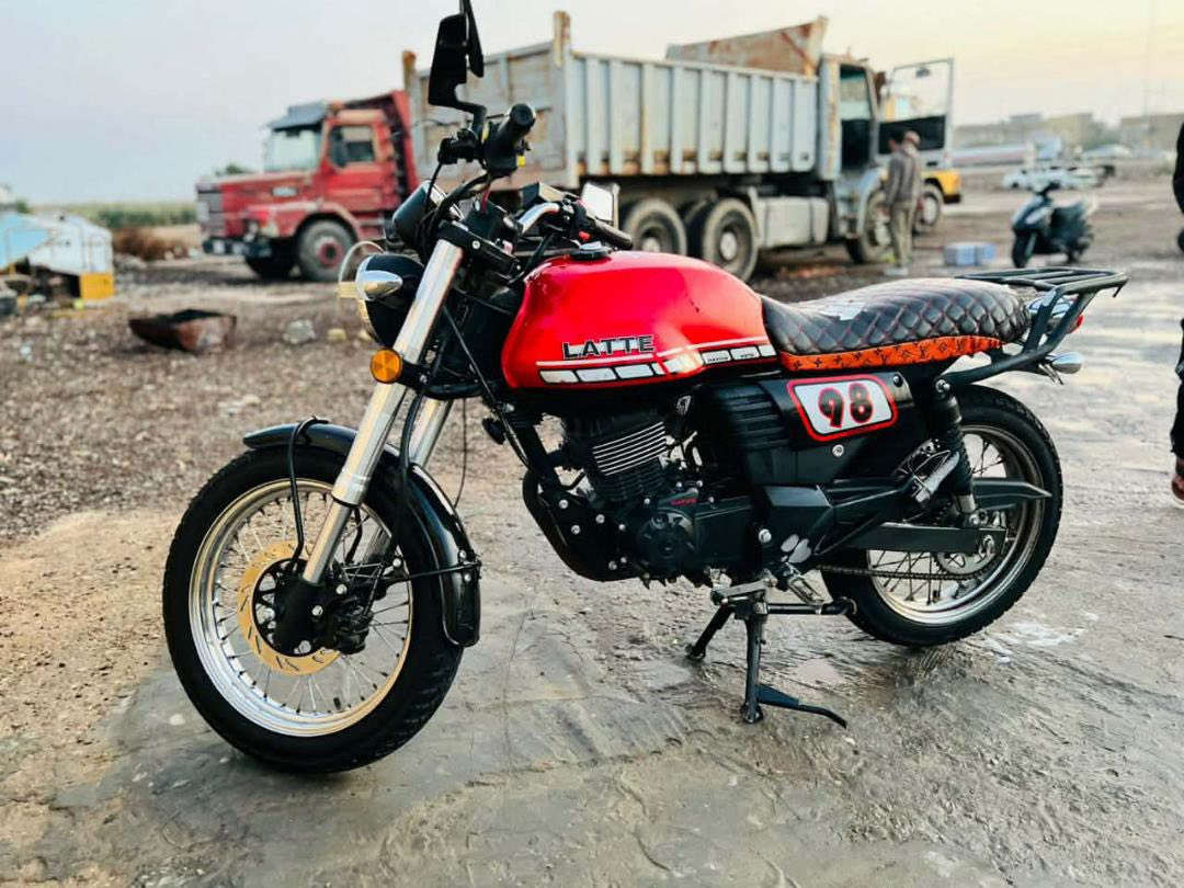 دايوان  لاتي موديل ٢٠٢٣ 
دراجه نضيفه ما ماشيه 
مكفوله كفاله عامه 
الدراجه أوراق اصولي
مكان الناصريه قلعه سكر 
***********
