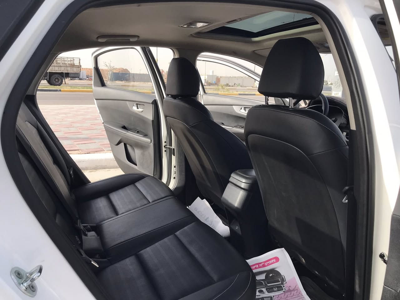 السلام عليكم
Kia k3 2024
فول مواصفات 
رقم اربيل بأسمي مو وكاله 
تريد تحويل وكاله ماعندي مشكله
 ١٤٠ وبيها مجال قليل
مكاني كربلاء 
***********
