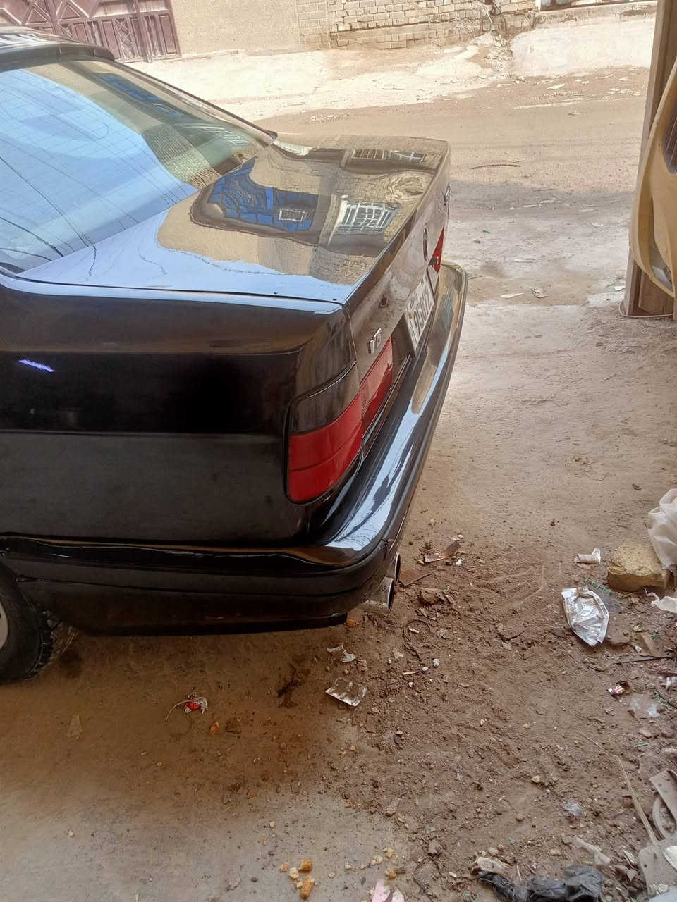 السلام عليكم اخويه بي ام 502 للبيع مكينه امسكر فانوص كشنات جلد كهربائي تبريد ثلج خير  من الله اسلايت شغال السعر 58 العنوان بغداد لامين الثانيه ***********
