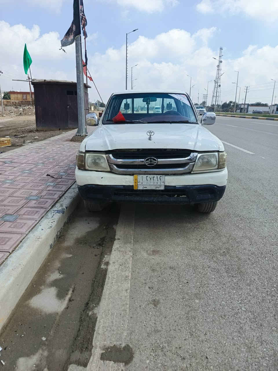 بيكم دير مديل 2006 سيارة خير من الله مال عر وجر 
صرف بانزين تنسى ماتصرف كابريتر 
تحويل نفس اليوم مو ثاني يوم 
سيارة مسويلهة حمام ودوشمه عامه من ابطاين بيبان ارضيه فرشة كشنات دشبول دوسات غرفة جديدة أحسن من وضع الشركة سعر 35 وبيهة مجال عواني واسط الكوت مركز المدينه 
‏‪***********‬‏ تصل وكلهة سهلة
