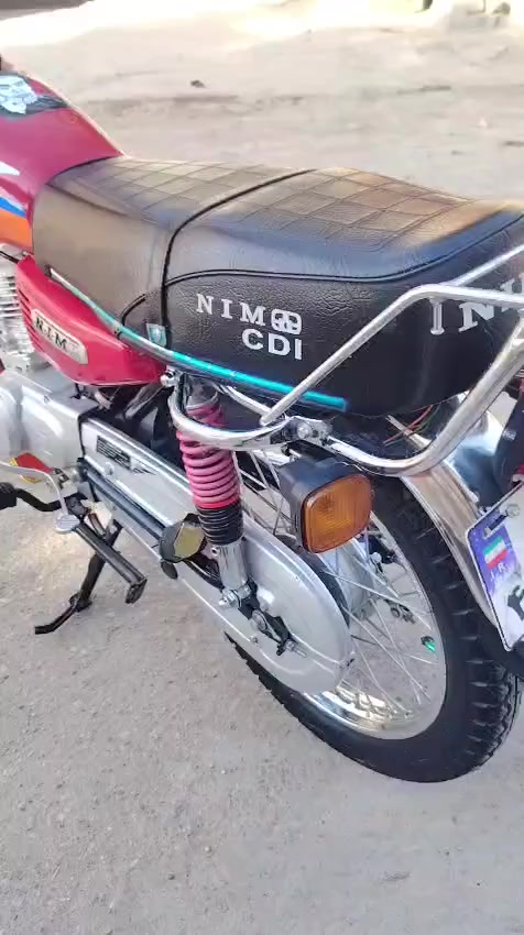 سلام عليكم شباب دراجه البيع بس وصل دراجه شوفت عينك جديده وحله من صوره مكفوله من طول الطول هاذ رقمي *********** والمو شراي لأ يجي ويتعبني سعره ٧٠٠ قفل قفل 🔐
