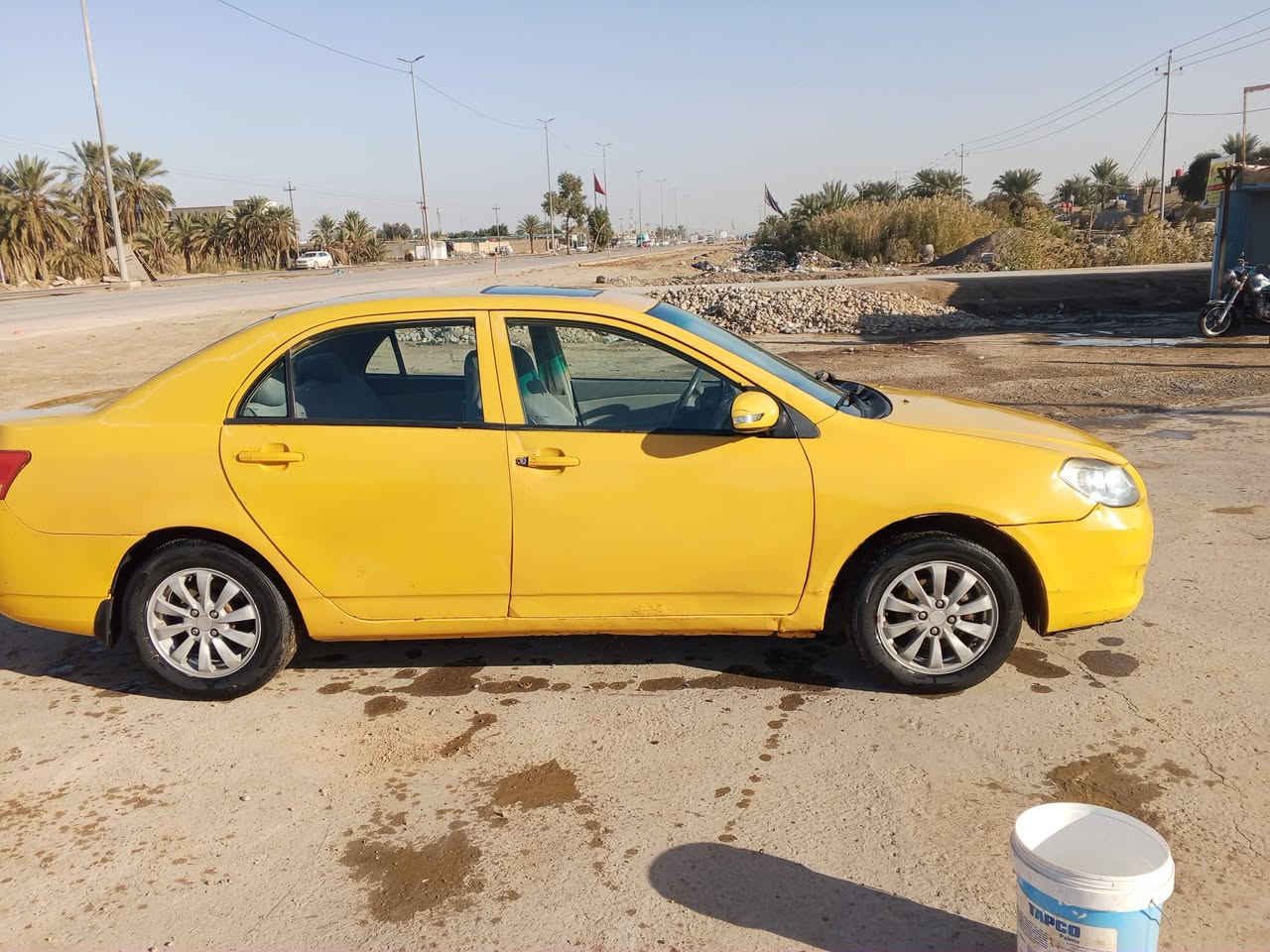 السلام عليكم بي واي دي البيع سيارة موديل 2013 سيارة كلش حلوه رقم بابل باسمي سيارة فول بصمه  تحكم ستيرن داخل جلد بصمت ابواب اشاير بل مري خمسه ويل كب سياره محرك وكير هوندا ماشاءالله تبريد ثلج سيارة كلش حلوه وجاهزه مابيه ي نقص السعر 55 مكاني ديوانيه الاستفسار اكثر اتصل ع رقم ***********
