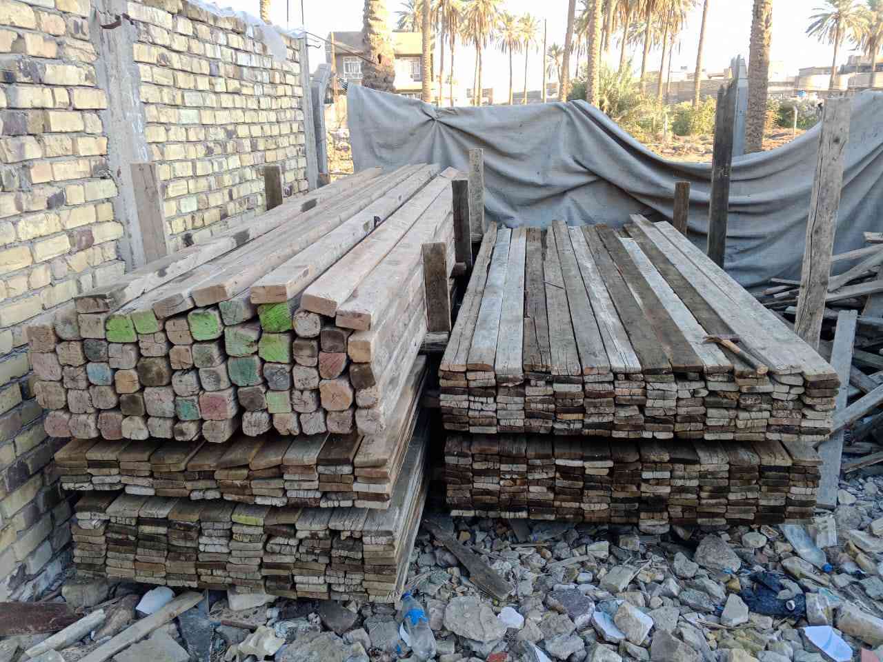 قالب خشب للبيع نضيف تارس روسي العدد ١٠مكعبات نضيف 
مكان بابل ***********
