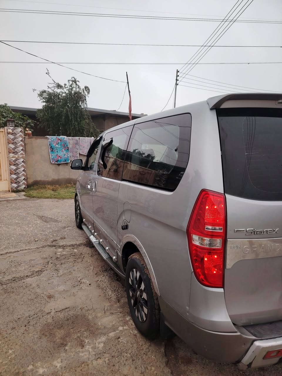 السلام عليكم ستاركس 2015 مسكر مجول نص بنص مكينه وكير خير من الله صدر حداديه كامله دبلات لوي تبريد ثلج سياره مصروف عليها هواي جاهزه مجهزه نضافه فول طخم تاير دوشمه ويلات  جمبزه داخليه وخارجيه رقم بغداد السياره مكفوله ما عده بيها رش بالجاملغ الخلفي من كوريه علمود الدخول وبيها بارد خشم الجاملغ كد اربع اصابع وبلجنطه هم كد شبر والبقيه كفاله وبيها سونار مرفوق بالمنشور  السعر 220
مكان السياره ميسان  ***********
