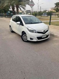 تويوتا يارس2012 خليجي محرك 1300vvti صناعة وتجميع اليابان جام كهرباء مر...