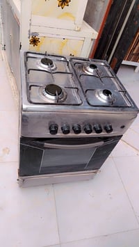 طباخات • أفران • أجهزة منزلية