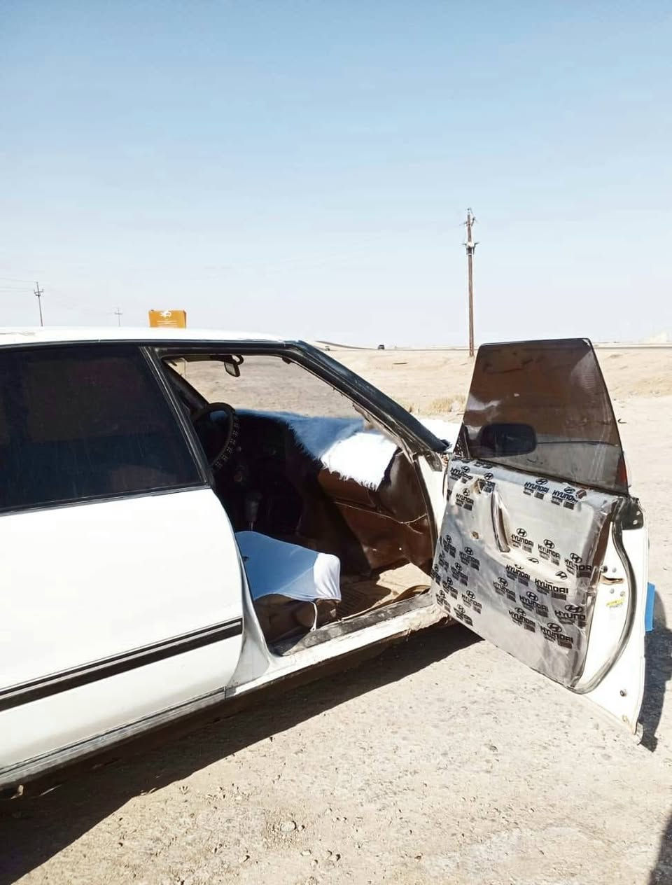 السلام عليكم
سيدان فلات هارتوب موديل ٩١ للبيع 

كير ومحرك ونجي كفاله نظيف جدا تخم تاير جديد كهربائيات شغاله 

كلها كشر بلاد لا صبغ ولا معجون ولا حادث دواخل نظيفه دوشمه جديده رقم نجف الماني مشروع وطني تحويل مباشر سنويه منتهيه 

سياره نظيفه وجاهزه ومناسبه سعرها ٢٣ ورقه وبيها مجال بسيط 

***********
