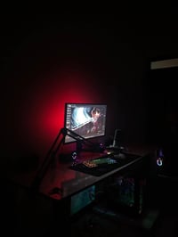 i5 10400 • RTX 2060 6G • شاشة 1080p 180Hz