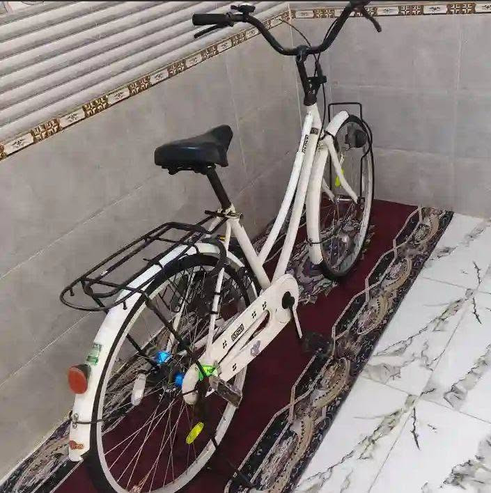 سلام عليكم باسكل نضيف للبيع متوازي على بيعته ***********

