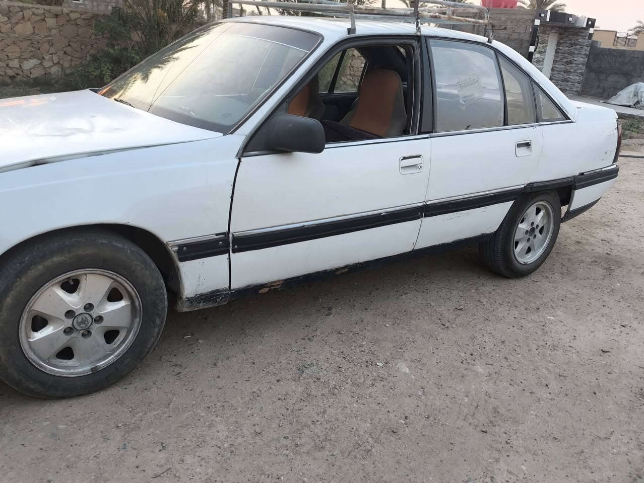 سيارة اوبل اوميكة صاحب سيار هذة رقمة ***********
