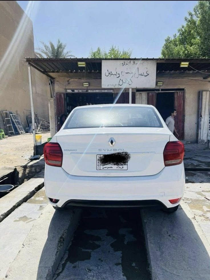 سلام عليكم رينو سيومبل موديل2019رقم كربلاء ومكانها كربلاء تحويل ثاني يوم بيها جاملغ امامي بسيطه وراجع نفسه سعر 75 وبيها مجال
***********
