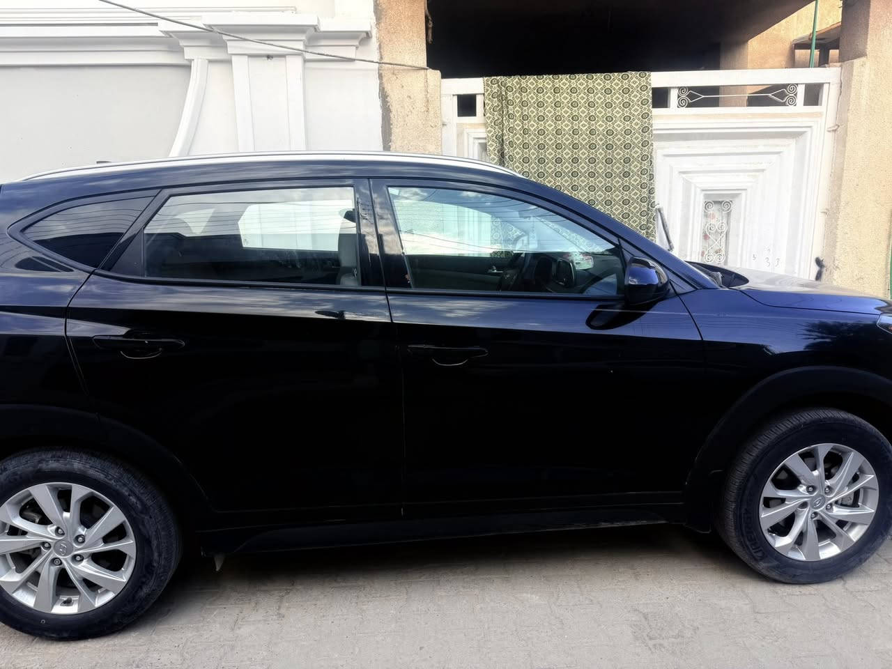 السلام عليكم سياره توسان 2021 سنويه 2028تنتهي مكينه 2000مكان نجف سعره 166بيه مجال رقم تليفوان ***********
