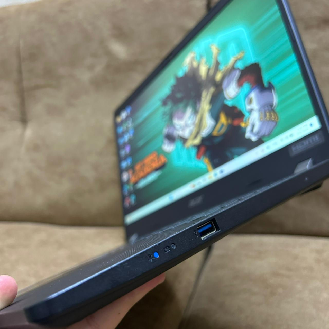 اللابتوب أخو الجديد، تفحصه يم المندوب، وإذا شفت بي أي عيب أو أي مشكلة، لا تستلمه، وما تدفع دينار واحد.

 (الجيل الحادي عشر) لابتوب حديث سلم ACER مع #سيت_هدايا 🥳

معالج كور i5 / جيل 11 / أحدث وأسرع فئة G7 

رام 8 كيكا / DDR4 

هارد 256 كيكا / SSD 

كارت شاشة الإصدار الحديث Intel Iris Xe Graphics بحجم 4 كيكا 

كيبورد عربي انكليزي / ضوئي

شاشة 15.6 انج دقة FHD (ضد التوهج و الإنعكاس)

تدعم تقنية Wifi 6 

كل المنافذ المهمة متوفرة

#السعر 375 ألف مع #سيت_هدايا_موضح_بالصور

#ملاحظة: ضمان إسبوع إستبدال فوري + اللابتوب يوصلك منصب عليه الأوفيس و برامج مونتاج و هندسة، بالإضافة لبرامج الكيم لوب الخاص بالألعاب + يوصلك مع الهدايا مغلف داخل بوكس بكل عنايه وأناقة 🎁

بغداد شارع فلسطين (توصيل #مجاني بكل العراق)

*********** (موجود واتساب)

صور حقيقية مع الملحقات و الهدايا 👇
