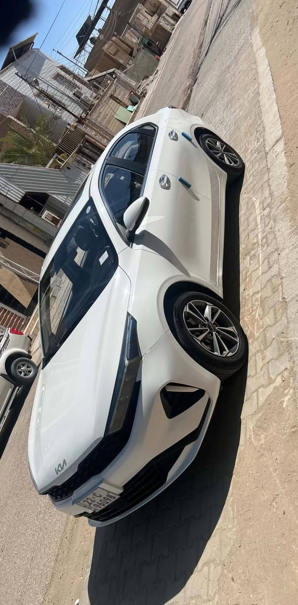 k3 مديل 2022مكفوله ماشيه 67الف فول مواصفات داخل بيجي فتحه جلد فول السعر 133مكانه بالنجف ***********
