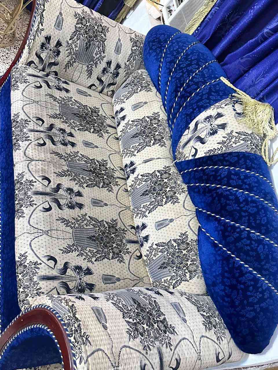 السلام عليكم تخم مع ميز تلفزيون بسعر ٣٥٠الف


**إذا كنت صاحب هذا الإعلان وتريد حذفه لأي سبب، رجاءا أرسل رسالة إلى الدعم الفني**