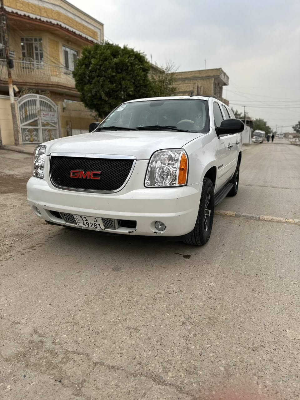 السلام عليكم اخوان
اقرة التفاصيل كلشي مذكور 
GMC Yukon 2009
جمسي يوكن 2009
رقم بغداد بأسمي
8سلندر 5300/ كير 1000
كير/مكينة/اكسل/خير من الله 
داخل جديد 
تبريد مركزي ثلج 
لايت زنون +بلوجكتر زنون جديد اصلي
جامة امامي جديدة
تخم تاير جديد
صدر امامي خلفي جديد 
شاشة كامرة خلفية  
تحكم ستيرن 
كشنات كهربائي 
انضمه قيادة 
جهاز انذار  
السيارة خير من الله احلة من الصور متحتاج اي مصرف جاهزة 
السيارة مبدل بيها سقف قمارة فقط اثر عامود انترنيت واكع عليه من فوك ومبدل 
السيارة بيه قطع صبغ بدون اي ضربة ابيع عام 
السعر 
165$ وبي مجال 
بيع او مراوس حسب القناعة
بغداد قرب مرور الحسينية  
للاستفسار اتصل على رقم *********** بغداد, العراق
