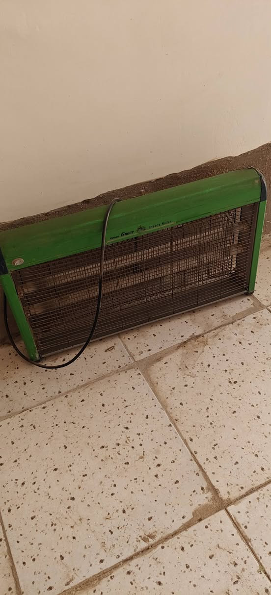 غراض للبيع بسعر مناسب
تنور كهربائي نظيف اي ضرر مابي
دواشك ديباج ندافة نظيف 
مروحه ع شحن عطلان البطارية فقطط 
جفجير كبير 
قارصه حشرات مابيه اي ضرر بس يرادله شموع


**إذا كنت صاحب هذا الإعلان وتريد حذفه لأي سبب، رجاءا أرسل رسالة إلى الدعم الفني**