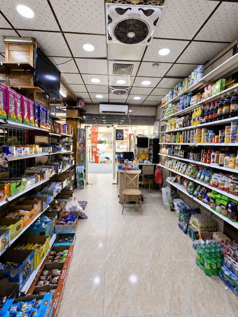 📢 فرصة استثمارية مميزة

أسواق (سوبر ماركت) متكاملة معروضة للبيع

📍 العنوان:
بغداد – شارع فلسطين – تقاطع الصخرة – قرب شركة الوسيط.

✅ موقع حيوي ومميز 
📞 للاستفسار والتواصل: على الرقم
*********** ابو سيف *** والاستفسار عن التفاصيل يرجى الاتصال على الرقم أعلاه.
