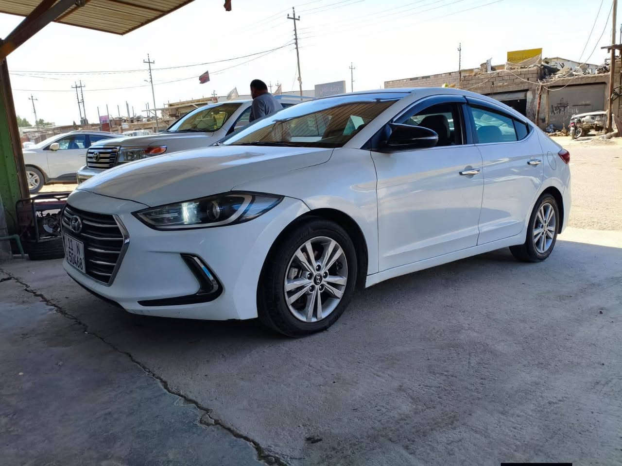 سلام عليكم اخوان
للبيع النتره 2017 امريكي
رقم بغداد دولي 

مواصفات ليمتد عدا فتحة سقف

بصمه+داخل جلد اسود +محرك 2000دوش كير محرك متعهد تخم تايرات جديد صدر منفوض كله جديد مسويلها أدامة كاملة + زنون شادلها بگات لد تبريد ثلج رادار جانبي 3 انظمة قيادة 
السعر ١٢٠$ وبيها مجال حك الجيه
السونار مرفق مع الصور 
العنوان بابل جبلة

رقم ‏‪***********
***********
