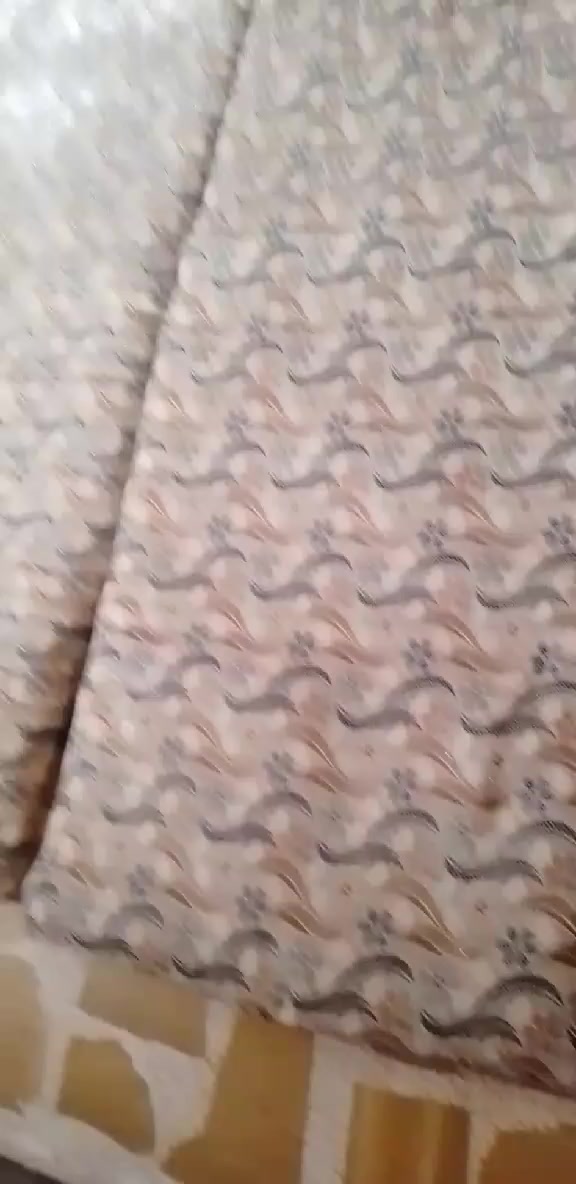 دواشك عدد ثنين صوف للبيع سعر الوحدة 15 والحافات ثنين الوحدة على 9 الف جهاز عروس مامستخدمين 
عنوان موصل حي صدام


**إذا كنت صاحب هذا الإعلان وتريد حذفه لأي سبب، رجاءا أرسل رسالة إلى الدعم الفني**