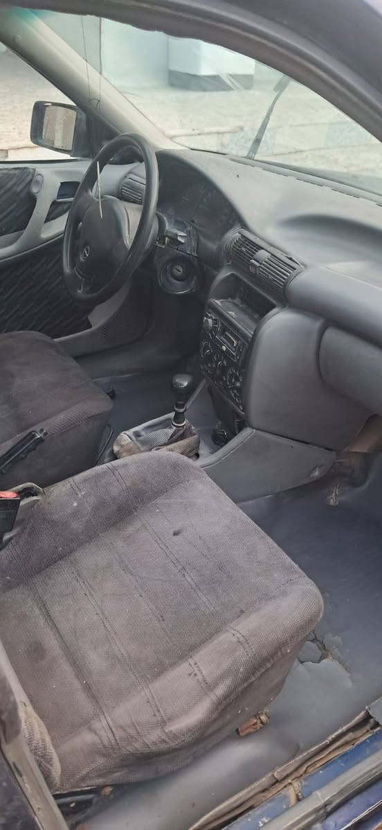 اسلام عليكم أوبل أستره  لون ازرك موديل السياره 1992 رقم السياره بغداد السياره نظيفه عنوان السياره بغداد
السعر30وبيها مجال هاتف  *********** متواجد واتساب
