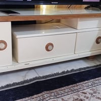 تخم 10 مقاعد 3 قطع يحتاج فقط تنضيف + اكو خشبة مكسورة بس ما اتائر  (سعر...