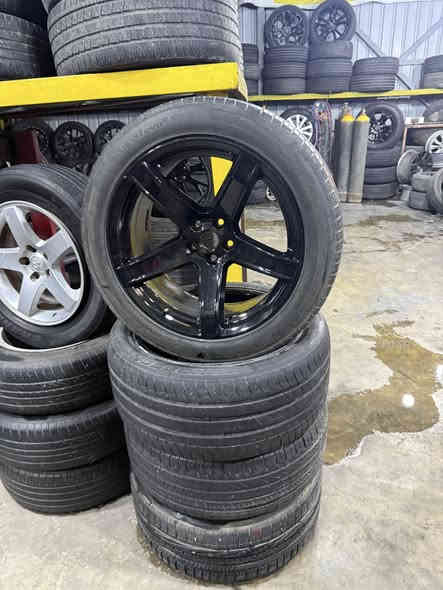 سلام عليكم شباب بخدمه طيبين بيع وشراء مراوس ويل كبات لحيم تعديل صبغ جميع الوياله حديد ويل كب حسب الحجم خدمات كامله فتح شد بلنص مجاني مكان بغداد متخل كسره وعطش 
بخدتكم***********
جمعه فتح نشالله @إشارة
