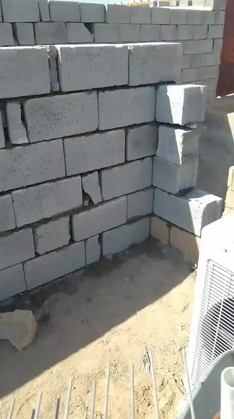 سلام عليكم خلفة بناء بلوك فرمستون متفرق حاليآ مكاني الجزيره تصال على هاذه رقم ***********
