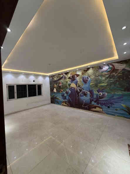 بيت للايجار في منطقة زيونة محلة 718 المساحة 250 متر 4نوم استقبال مطبخ حديقة كراج
*********** اتصال

*********** اتصال
