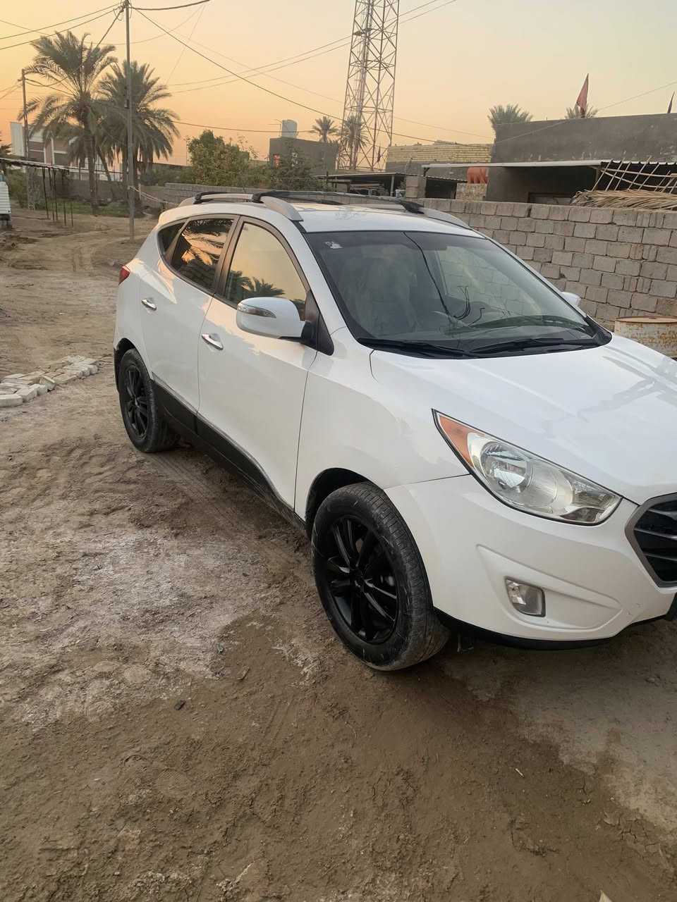 السلام عليكم توسان موديل 13 امريكي مكينه دوش 2400 فول مواصفات عدا الفتحه لمتد السياره كشنات جلد بلادي ومدوشم ارضيه السياره ماعوزها برغي بصمه تشغيل بصمه بيبان تدفئه تبريد بلكشنات كشن كهربائي اشاير بل مري مري قلاب شاشه وكامره حساسات بيها صبغ حزام اكفلك شاصي تكم لغود قماره حوض مكانها بابل السعر 118 بيها مجال حك الجيه عليها غرامات 300 ينزل من سعرها رقمها واصط مداور ثاني يوم سنويه ماصاقطه بعدها السياره جديده وبلعافيه علا الياخذها ***********
