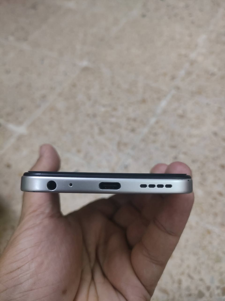 انفنيكس هوت 60i ذاكره 256 رام 6 جهاز نظافة 99/100


**إذا كنت صاحب هذا الإعلان وتريد حذفه لأي سبب، رجاءا أرسل رسالة إلى الدعم الفني**