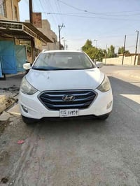 توكسن 2014 محرك وكير شرط  ضرر بيبان اربعه شضايا بدون دواخل  سقف سليم ب...