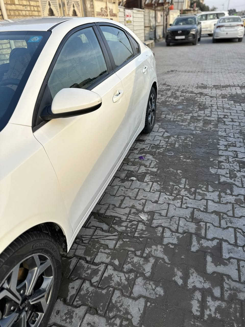 السلام عليكم
فورتي 2019 
محرك 2000 دوش كير ايتي ومحرك كفالة بس رواجز مبدله فقط كفالة لغود وشواصي موصفات تحكم ستيرن قياده ذاتيه مثبت سرعه تحديد المسار سونار موجود 
للبيع ب 125 وبيها مجال بسيط عنواني بغداد مدينة الصدر ق 41
***********
