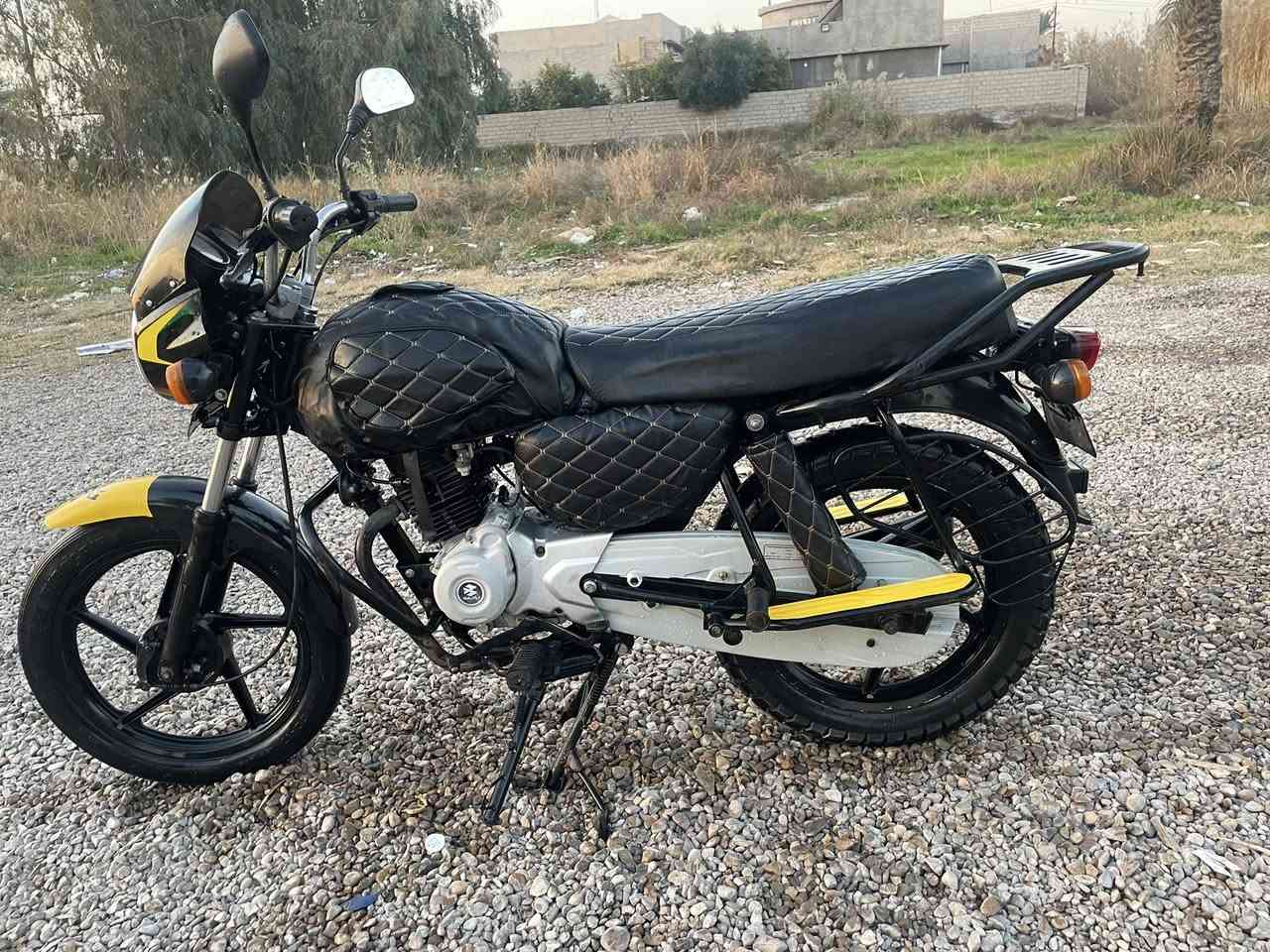 السلام عليكم بوكسر 23 كلاسيك اي نقص مابيه كفالة عامة مكينه سبانة ممدود عليها أوراق اصولي شرط الترقيم 
مكاني ديالى ابو صيدا السعر 1350 وبيه مجال 
***********
